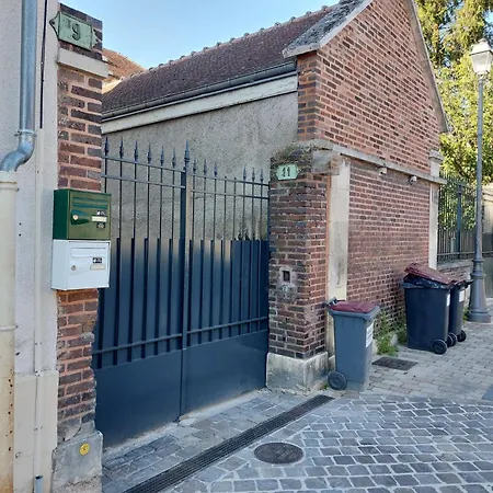 Le Cordelier - Jardin En Plein Centre - Quais De Seine * تروي