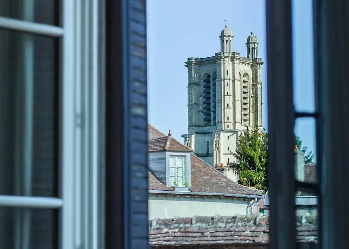 Holiday home Le Cordelier - Jardin En Plein Centre - Quais De Seine